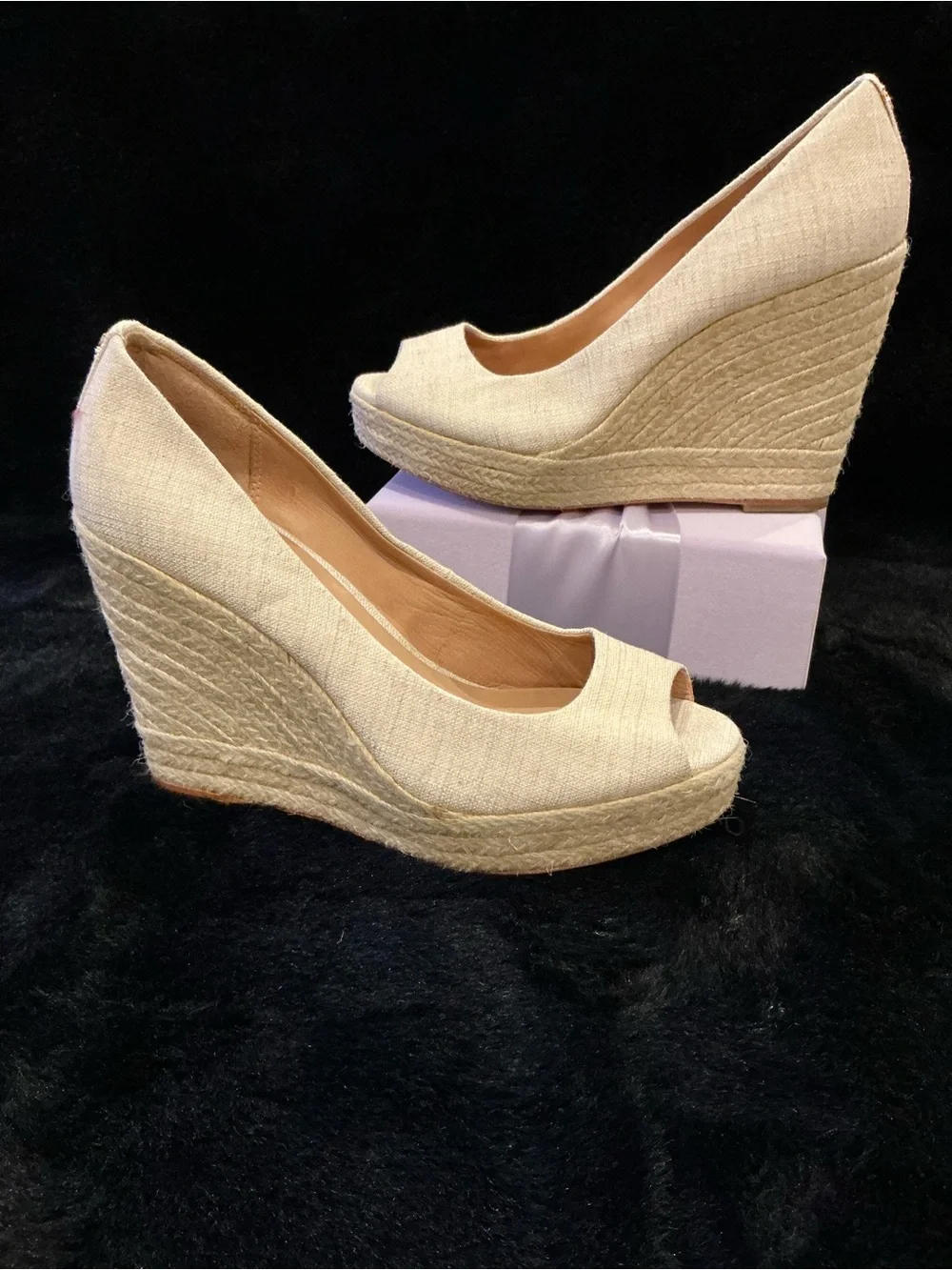 Coach elegant cream